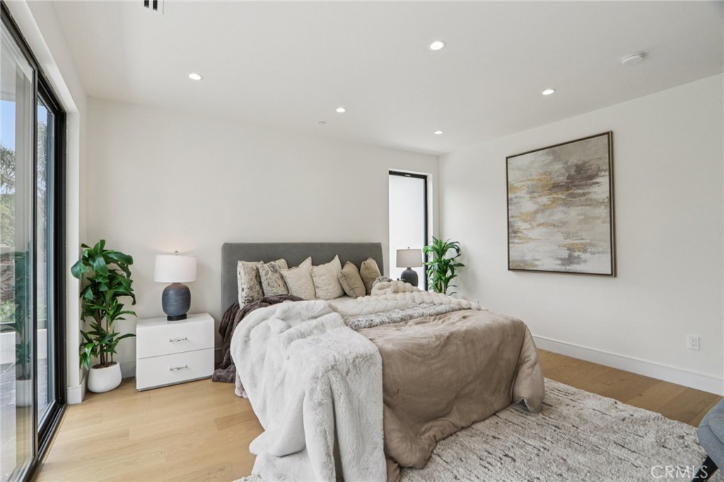 MLS #SR25266325 image #31