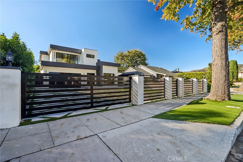 MLS #SR25266325 image #4