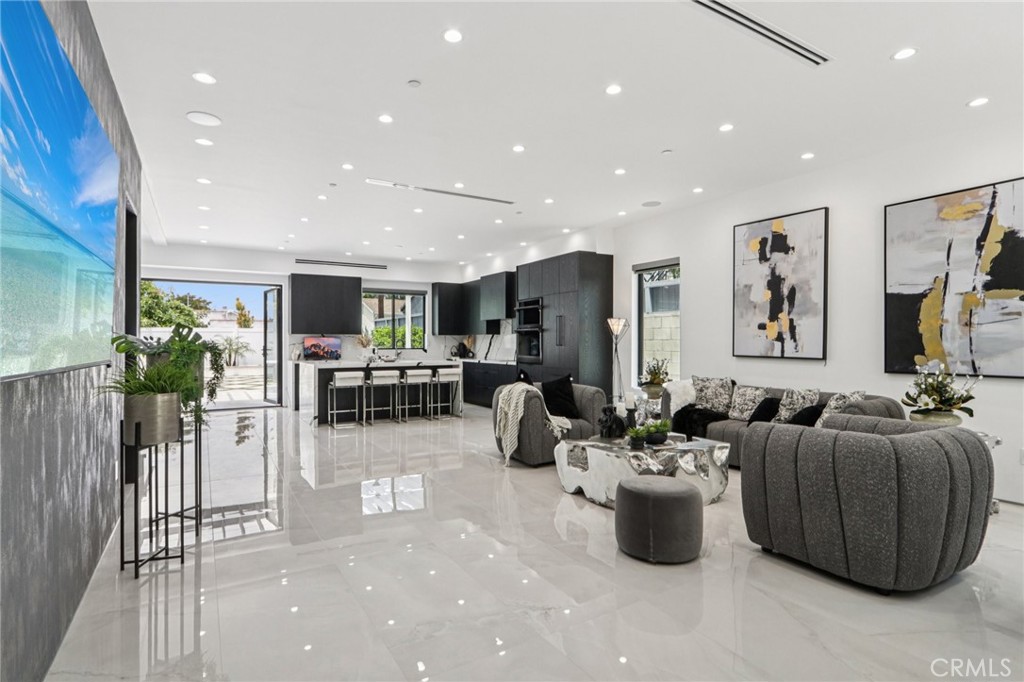 MLS #SR25266325 image #6