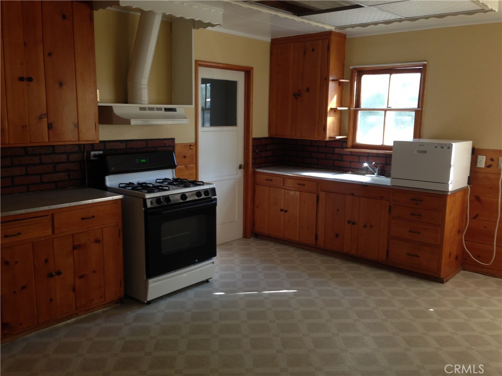 MLS #SR25266381 image #11