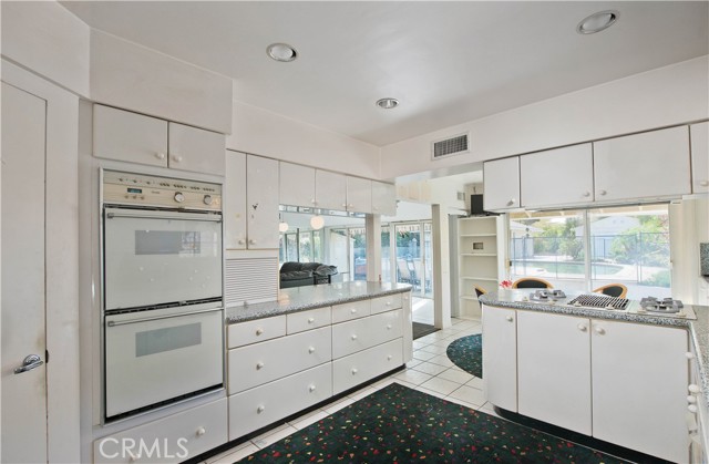 MLS #SR25266395 image #10