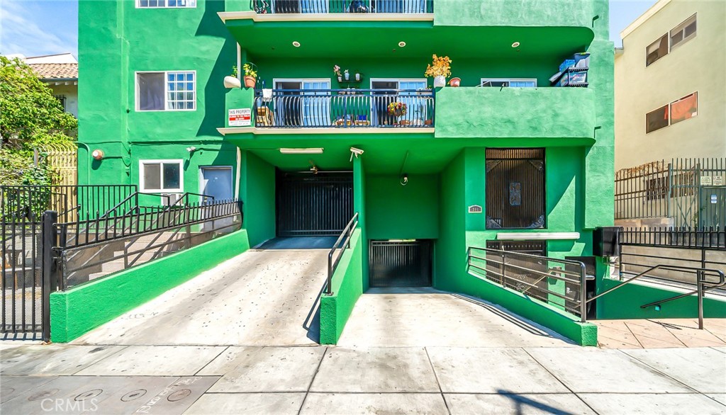 MLS #SR25266406 image #14