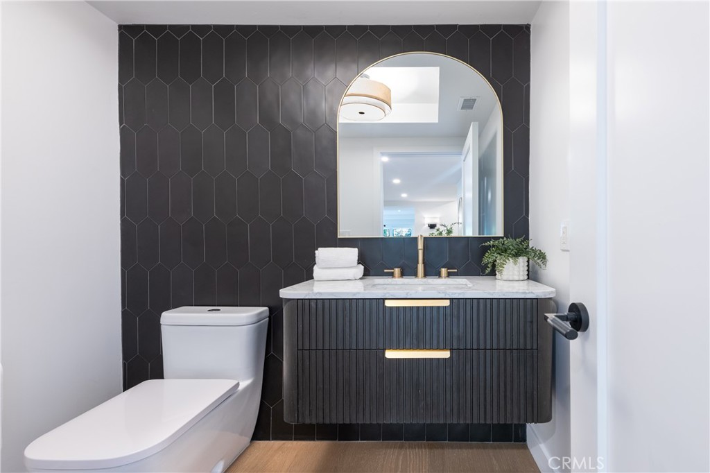 MLS #SR25266430 image #16