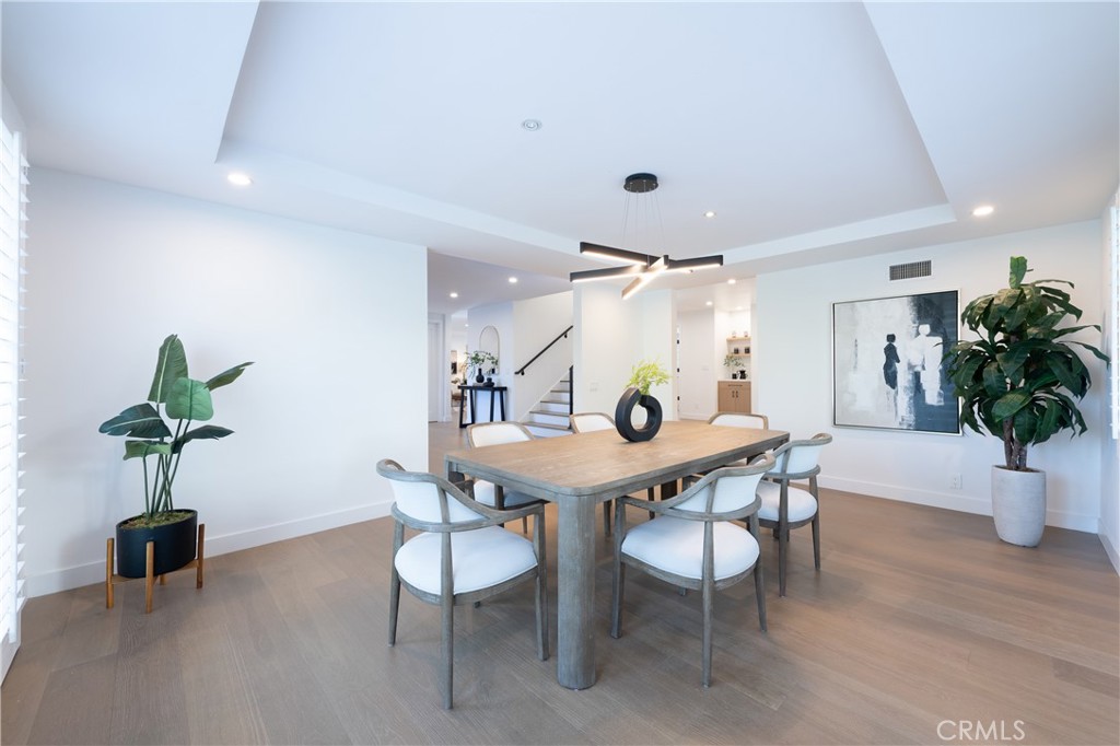 MLS #SR25266430 image #8