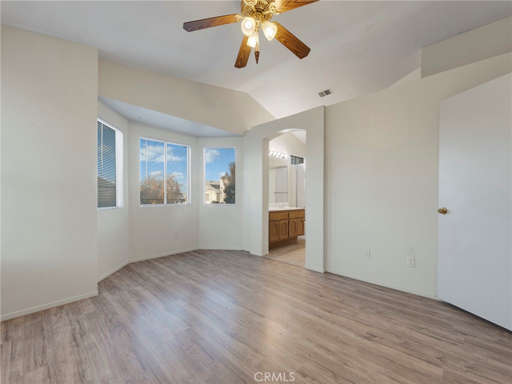 MLS #SR25266440 image #16