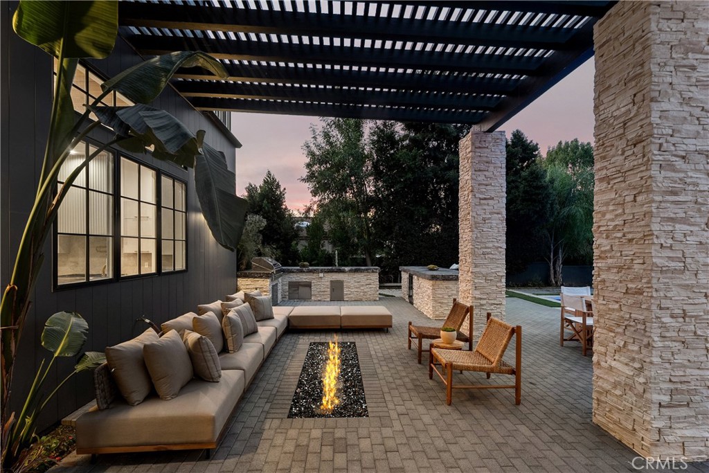 MLS #SR25266503 image #10