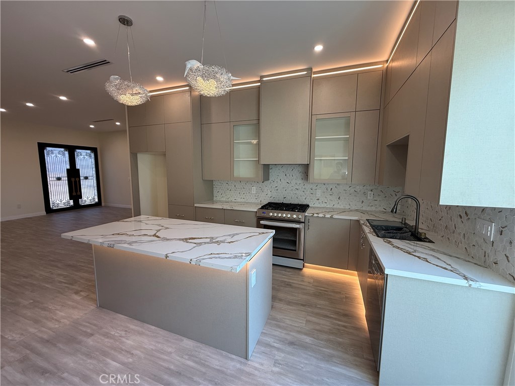 MLS #SR25266526 image #3