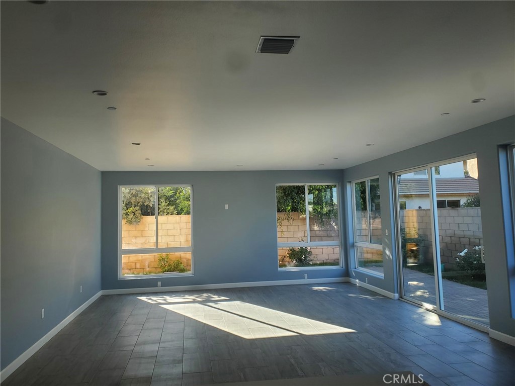 MLS #SR25266724 image #9