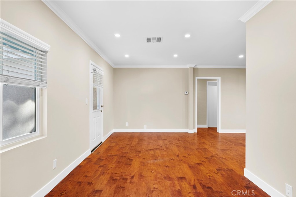 MLS #SR25266728 image #3