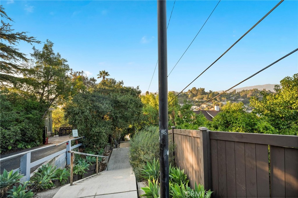 MLS #SR25266752 image #8