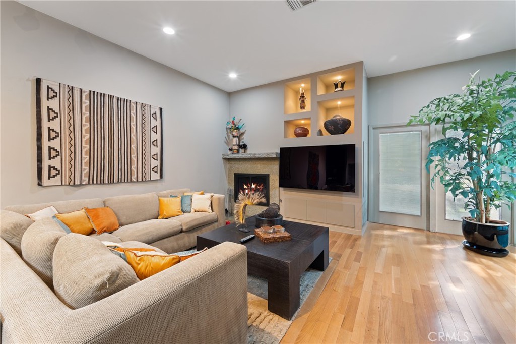 MLS #SR25266783 image #15