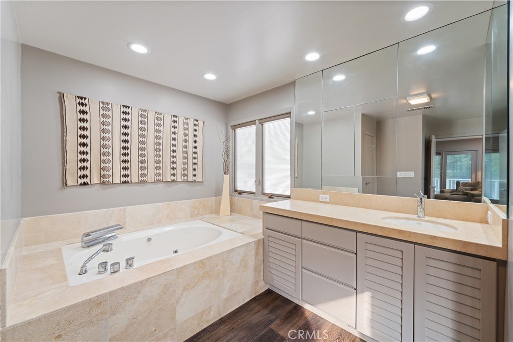 MLS #SR25266783 image #44