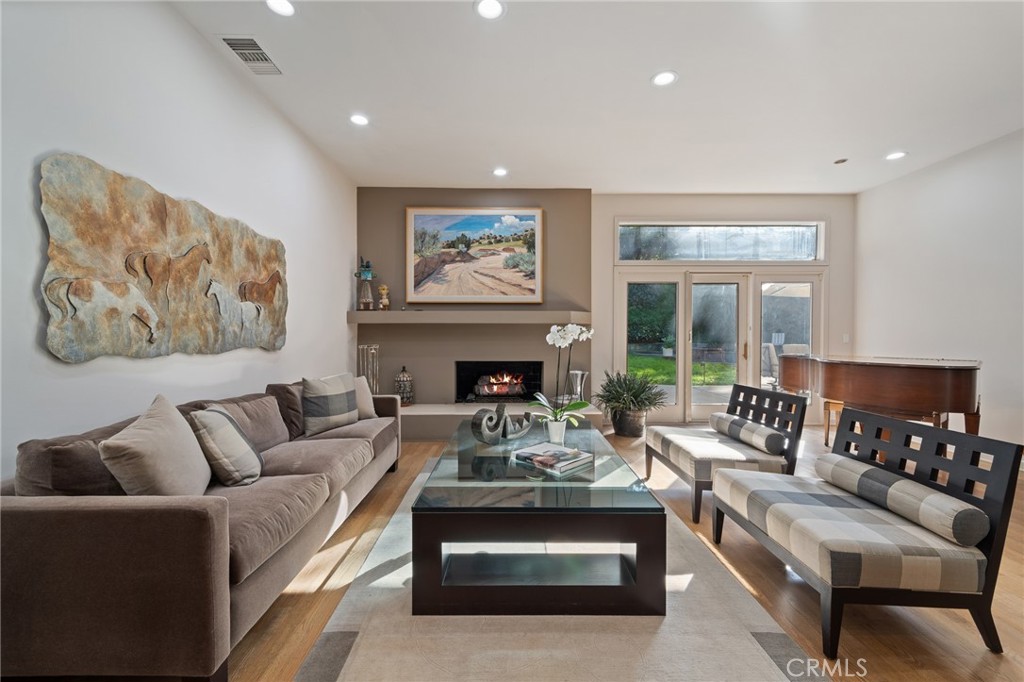 MLS #SR25266783 image #7