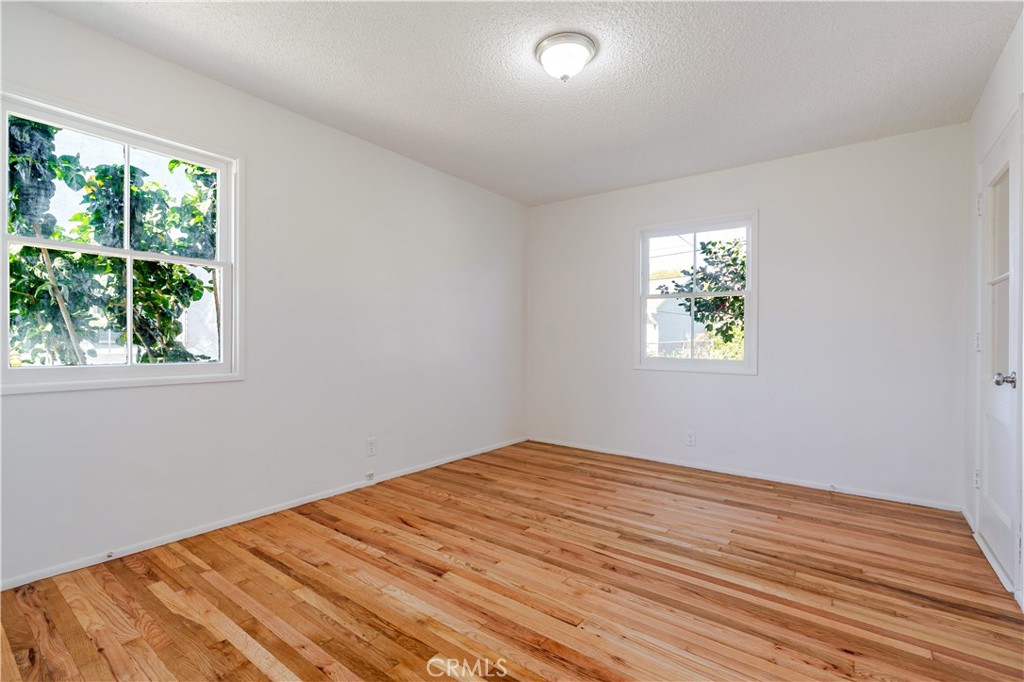 MLS #SR25266815 image #9