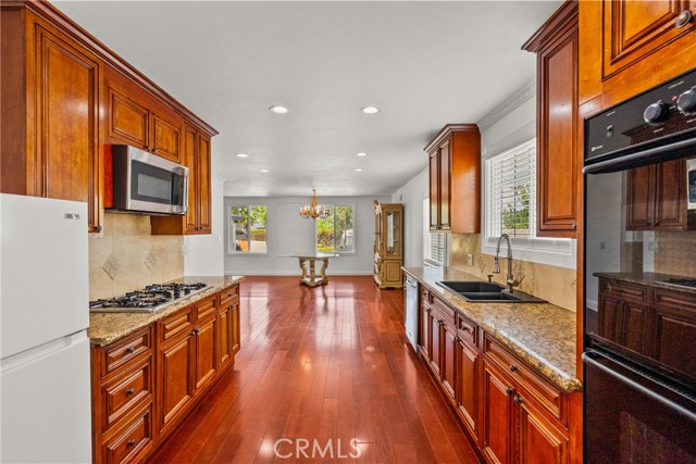 MLS #SR25266825 image #16