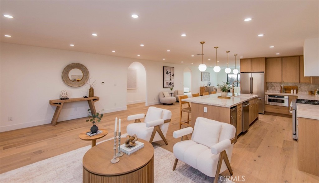 MLS #SR25266929 image #10