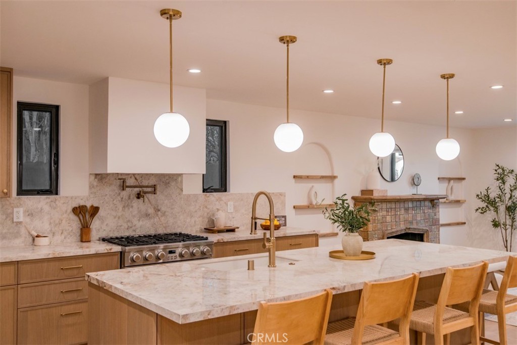 MLS #SR25266929 image #9