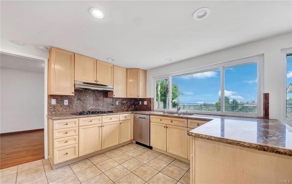 MLS #SR25266977 image #1