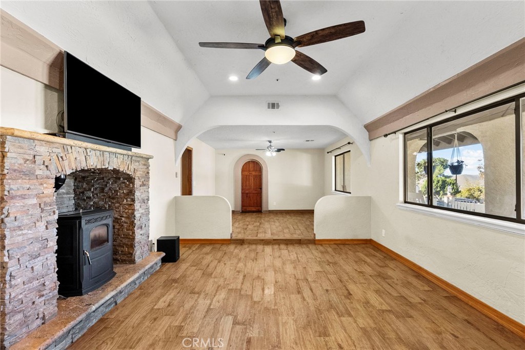 MLS #SR25267035 image #13