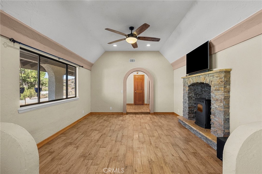 MLS #SR25267035 image #15