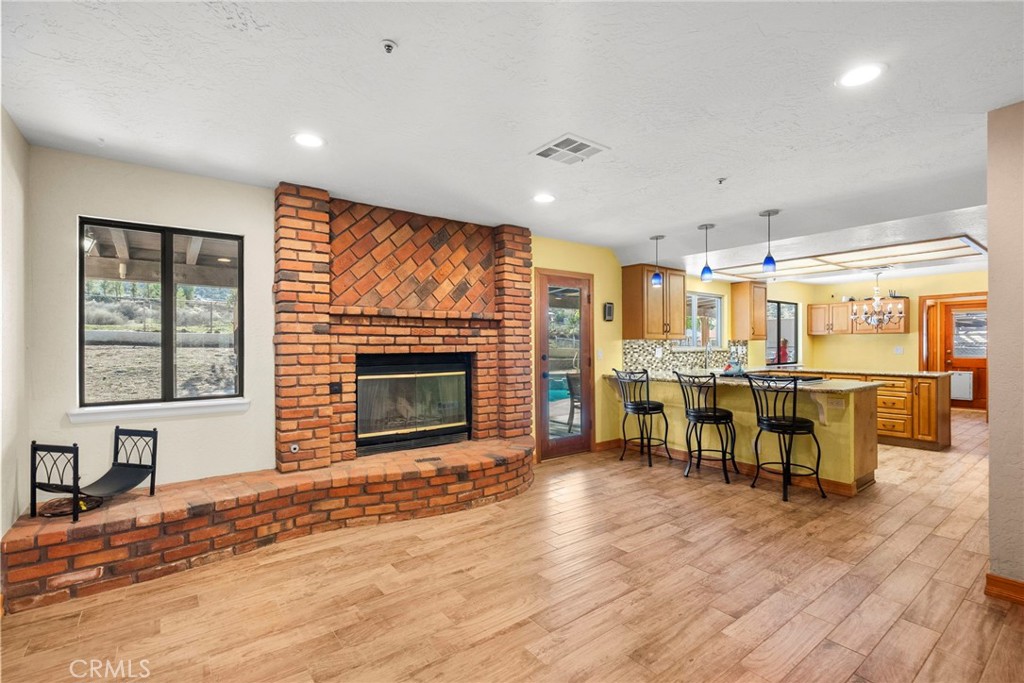 MLS #SR25267035 image #4