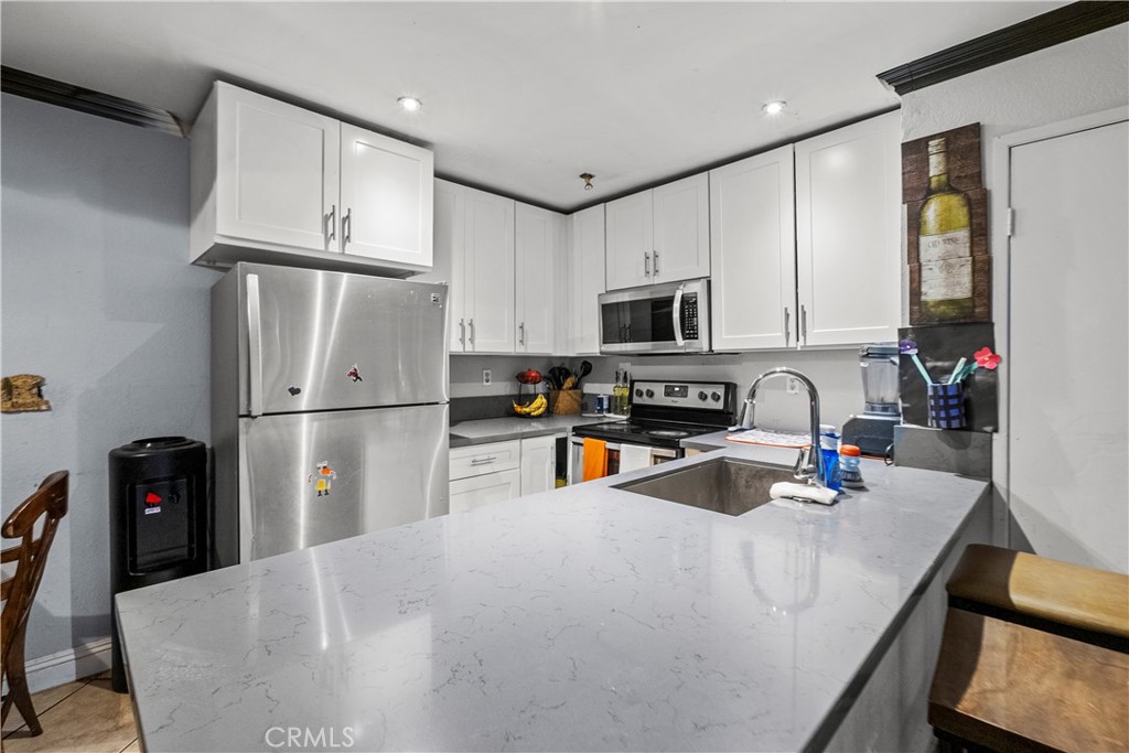 MLS #SR25267057 image #3