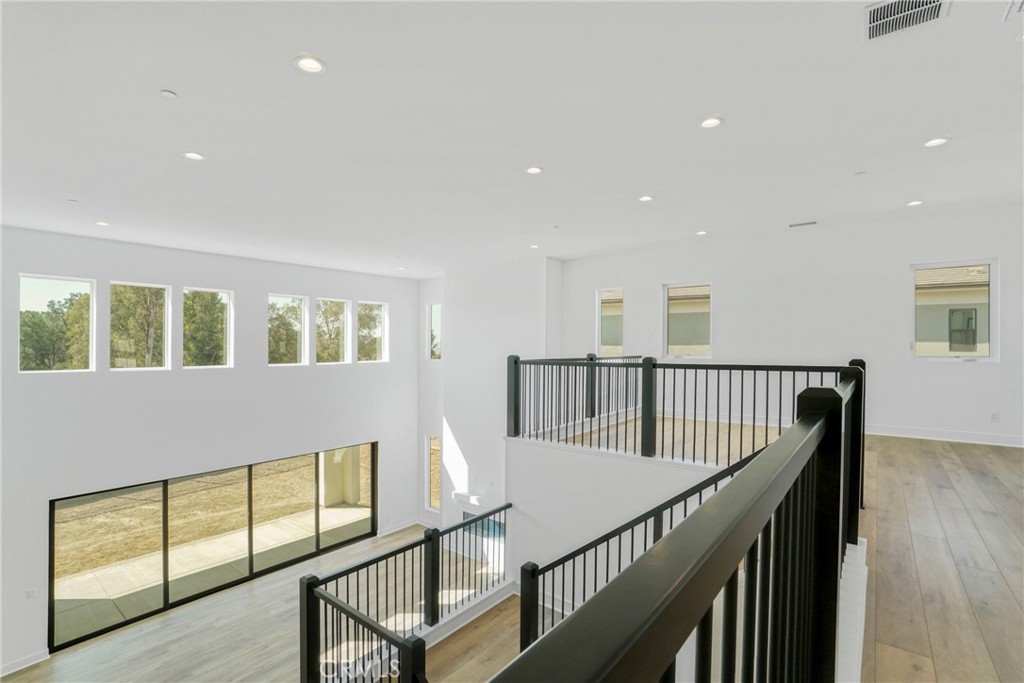 MLS #SR25267070 image #21