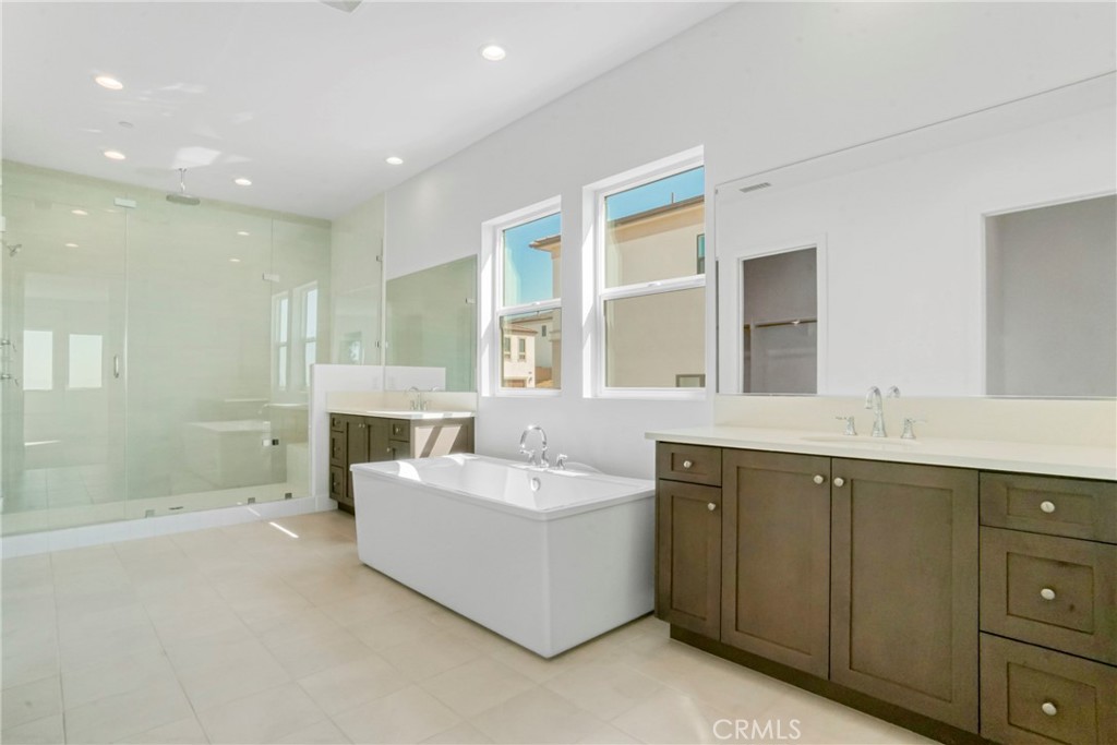 MLS #SR25267070 image #30