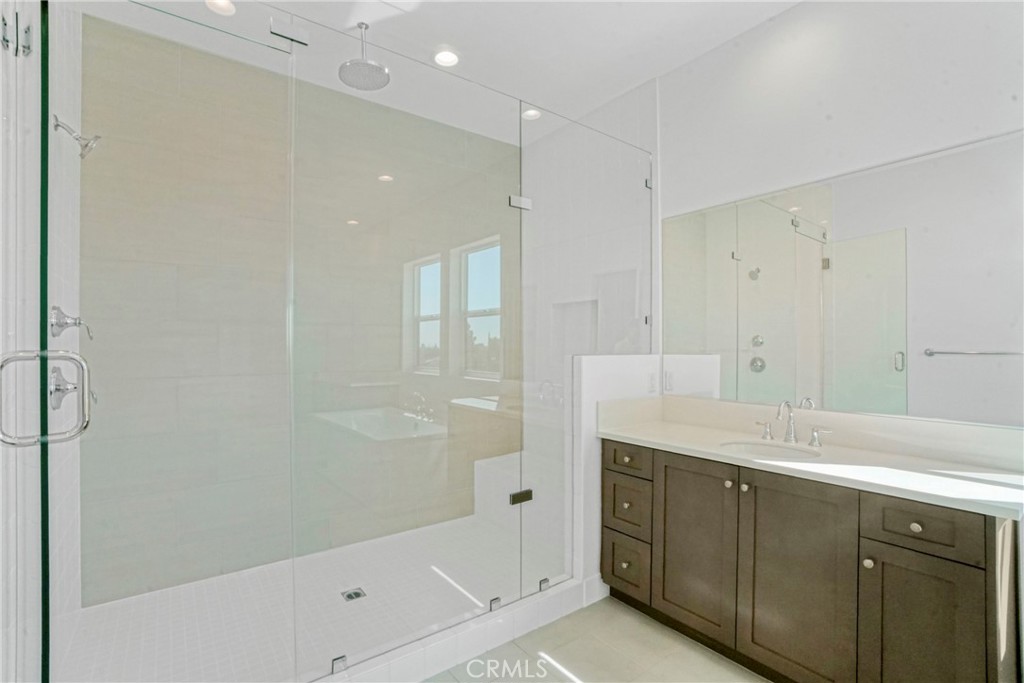 MLS #SR25267070 image #32