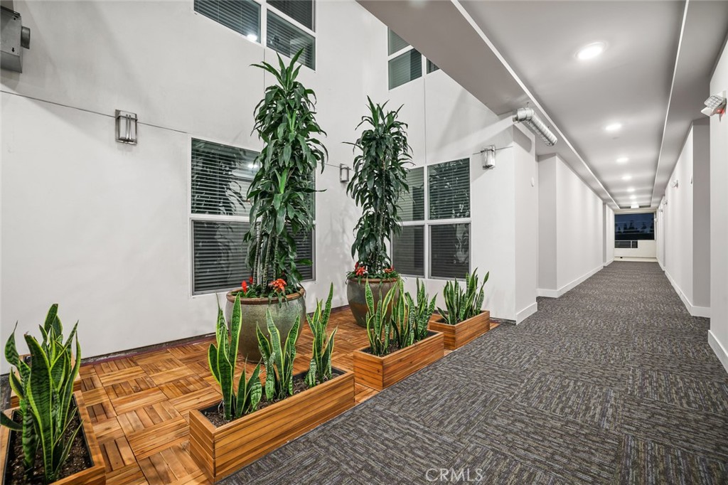 MLS #SR25267112 image #7