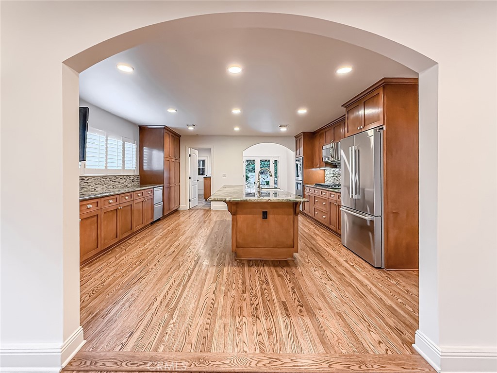 MLS #SR25267214 image #12