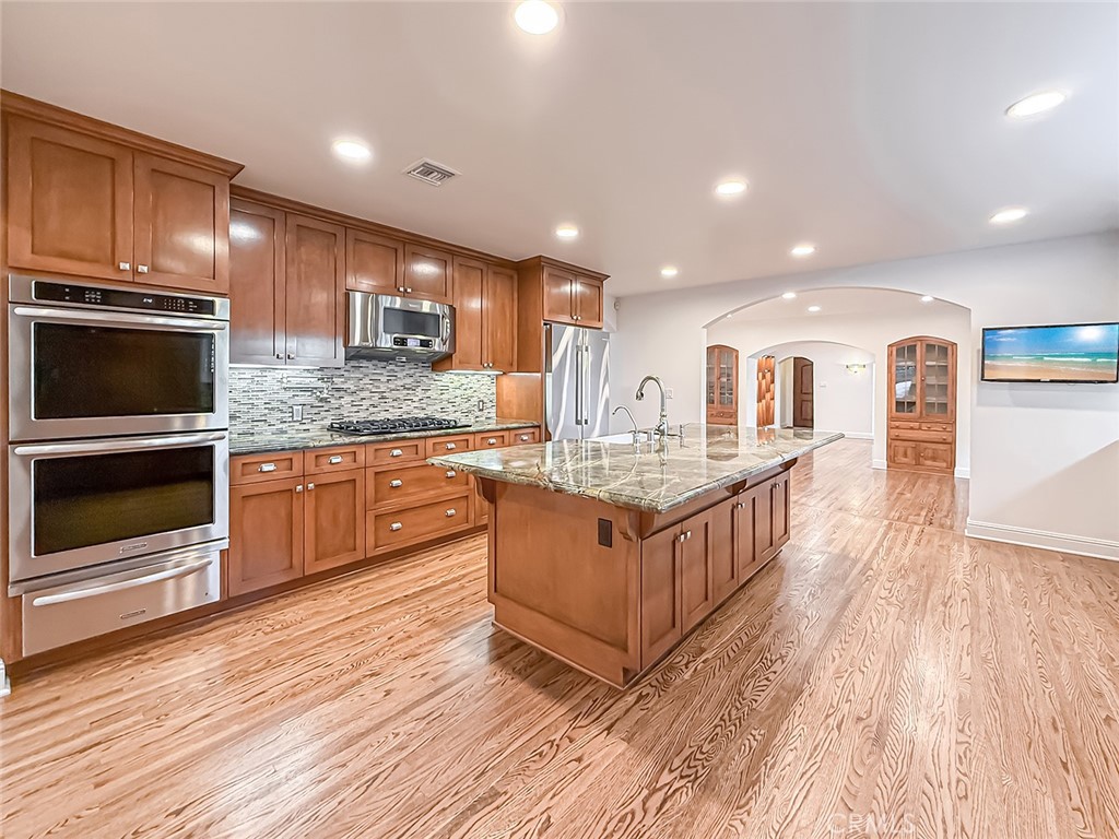 MLS #SR25267214 image #16