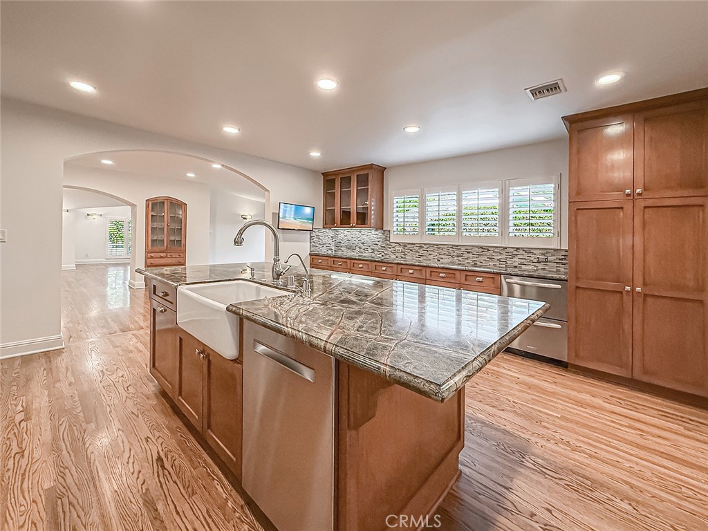 MLS #SR25267214 image #18