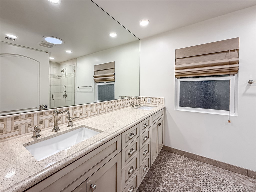 MLS #SR25267214 image #36