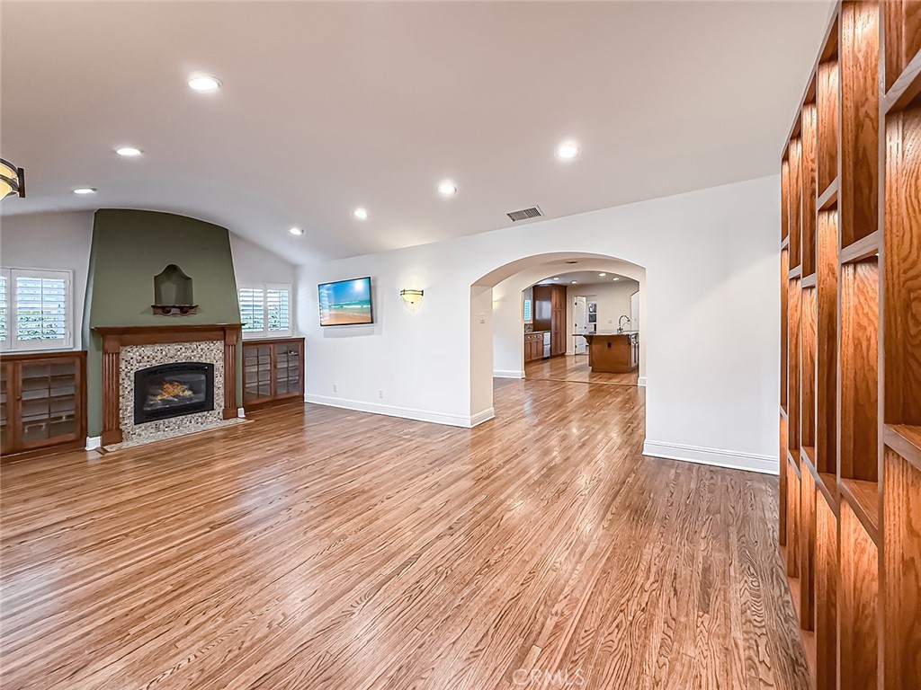 MLS #SR25267214 image #7