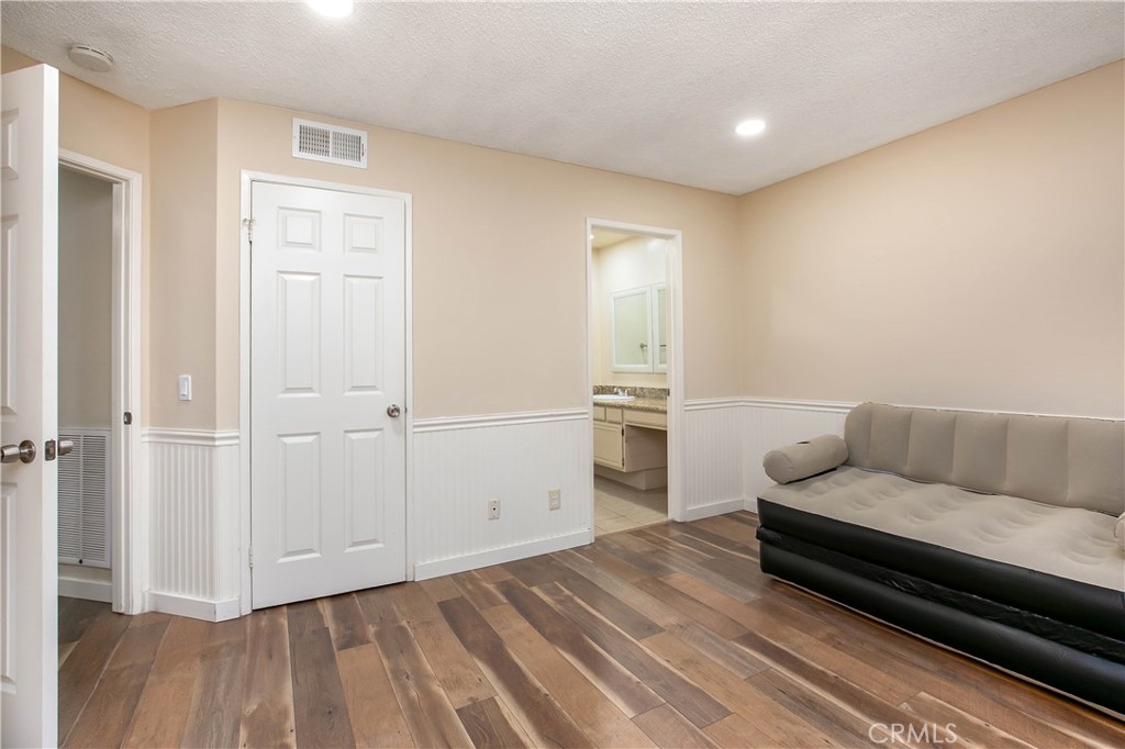 MLS #SR25267294 image #8