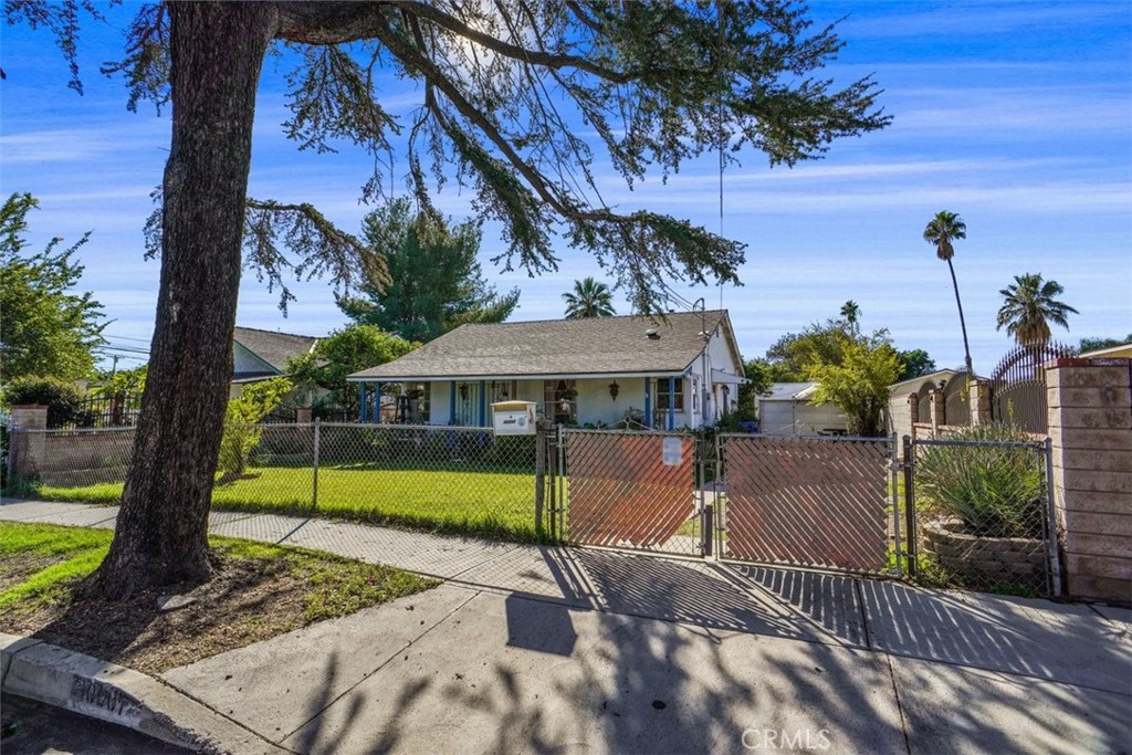 MLS #SR25267349 image #2