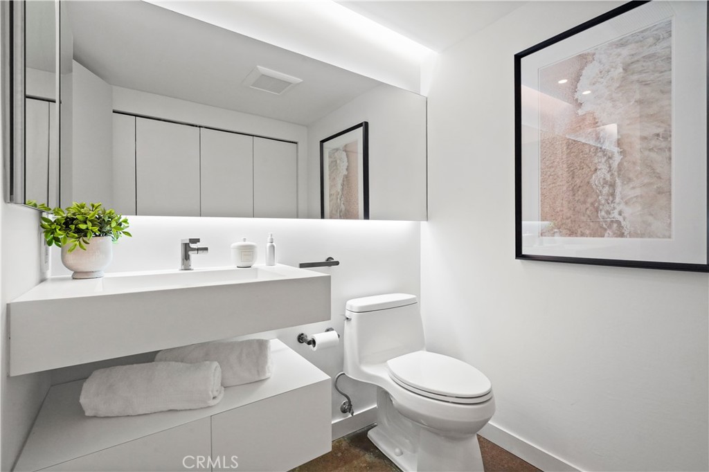 MLS #SR25267388 image #10