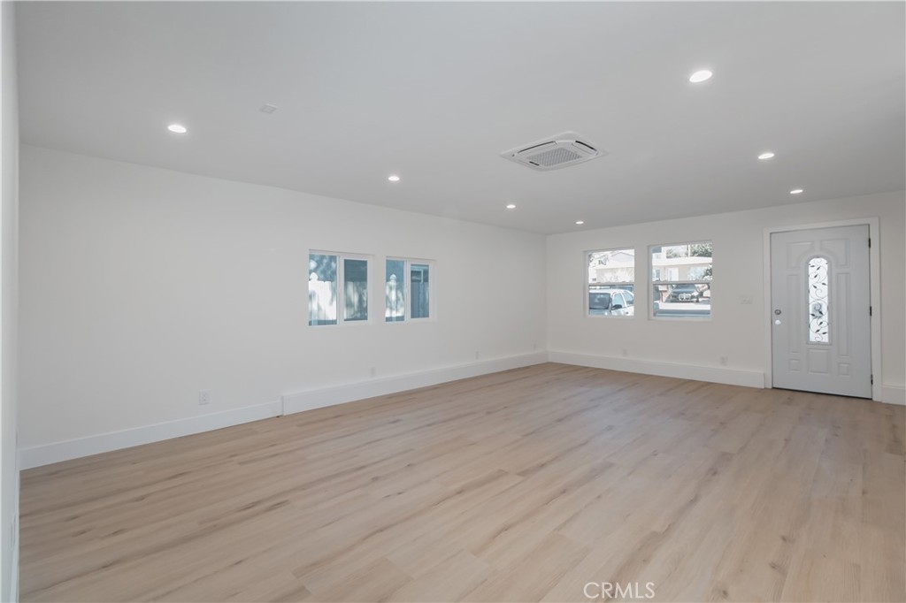 MLS #SR25267433 image #3