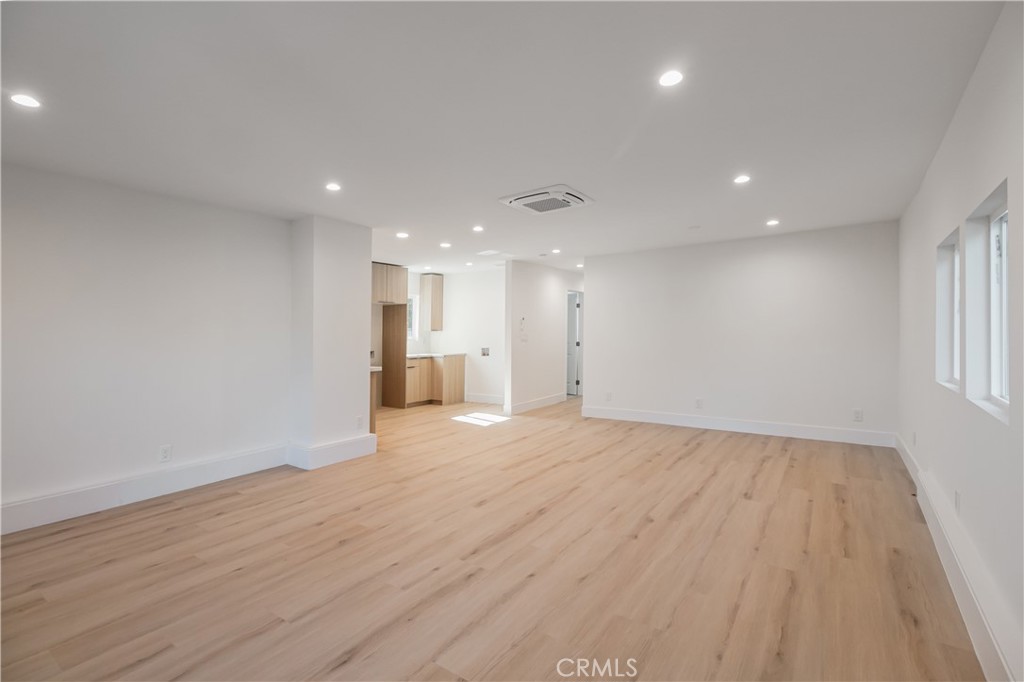 MLS #SR25267433 image #4