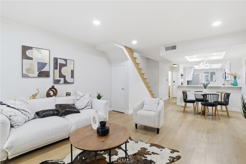 MLS #SR25267538 image #3