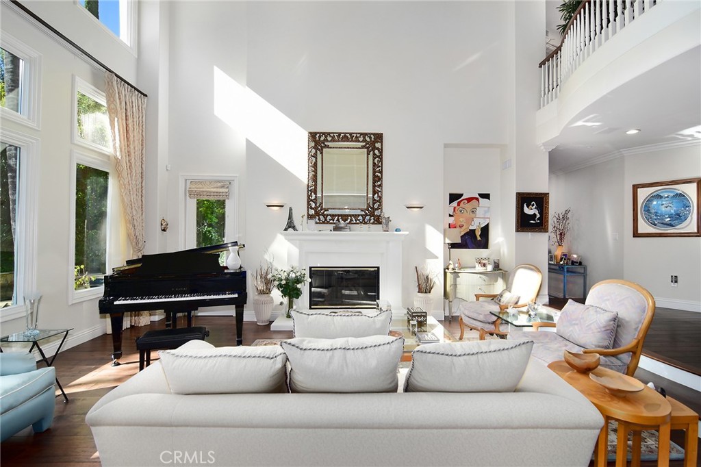 MLS #SR25267596 image #11