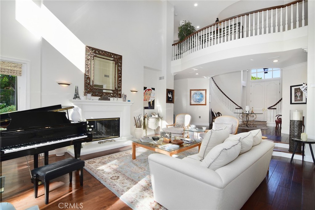 MLS #SR25267596 image #12