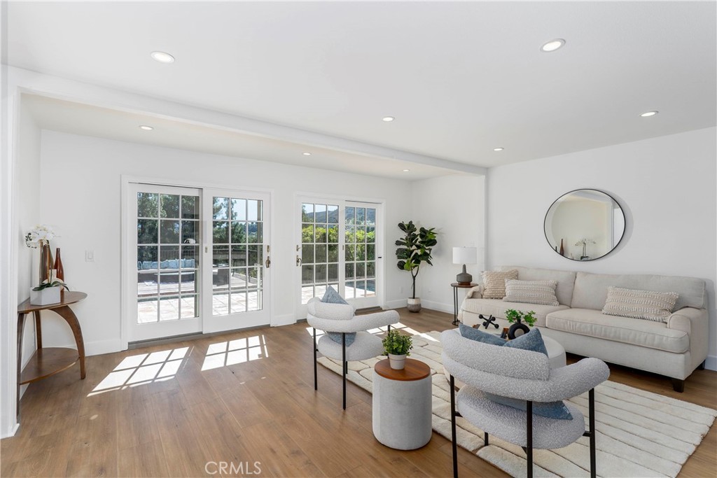 MLS #SR25267604 image #13