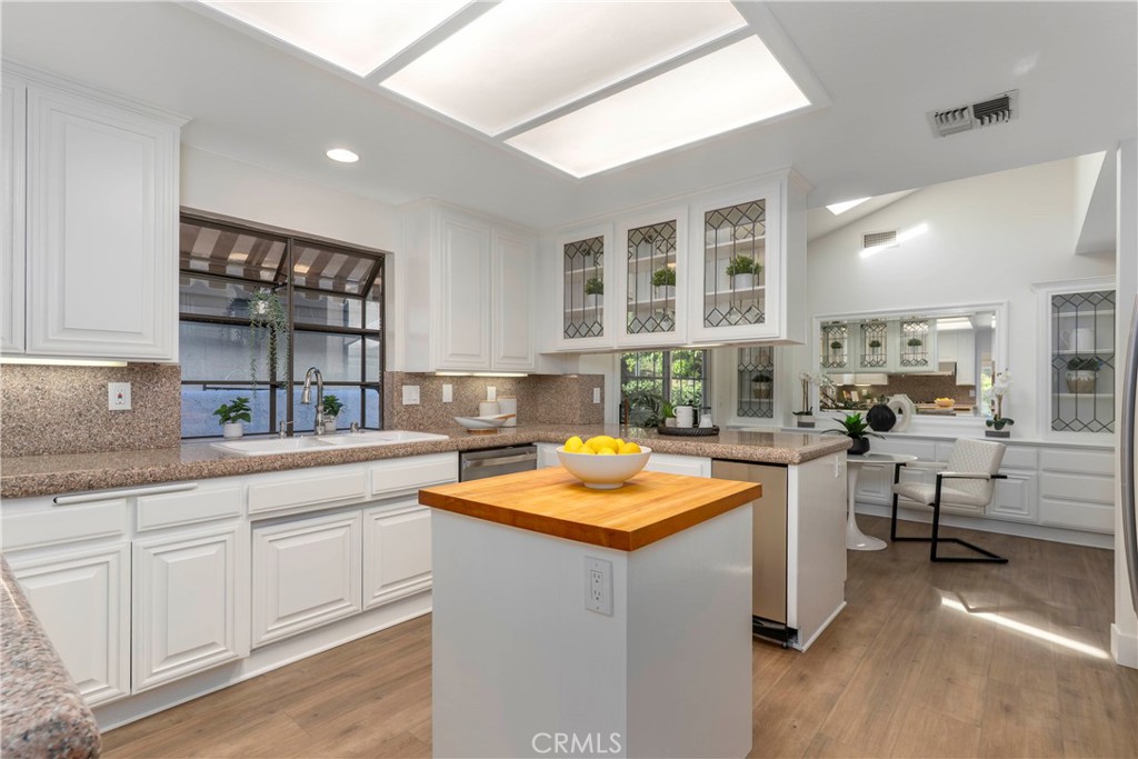 MLS #SR25267604 image #7