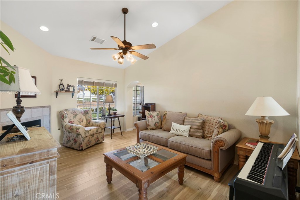 MLS #SR25267671 image #14