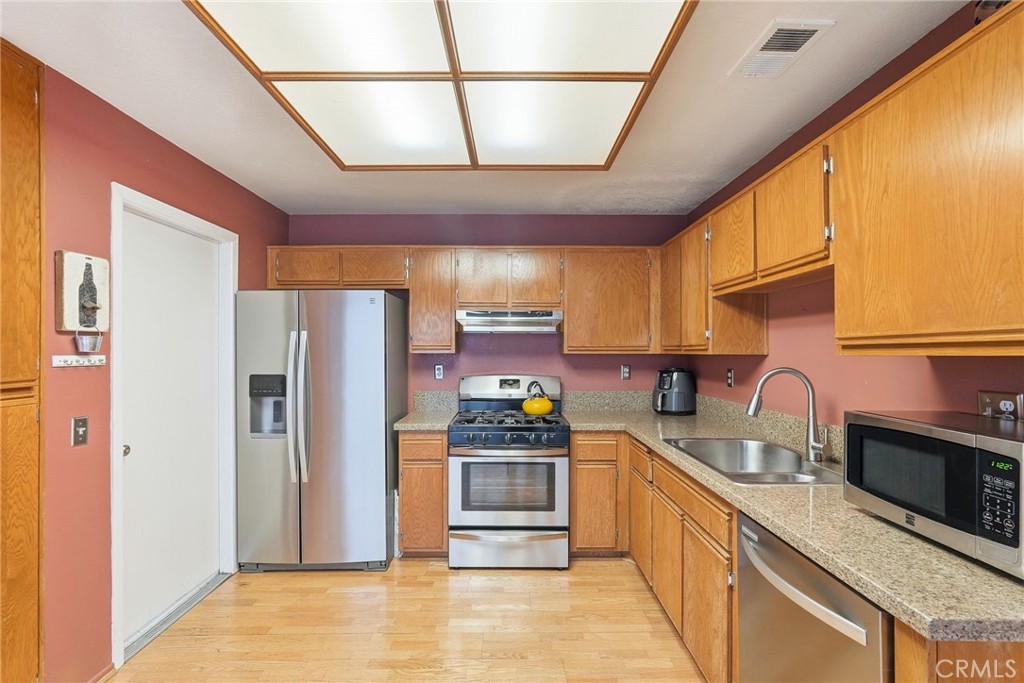 MLS #SR25267705 image #12