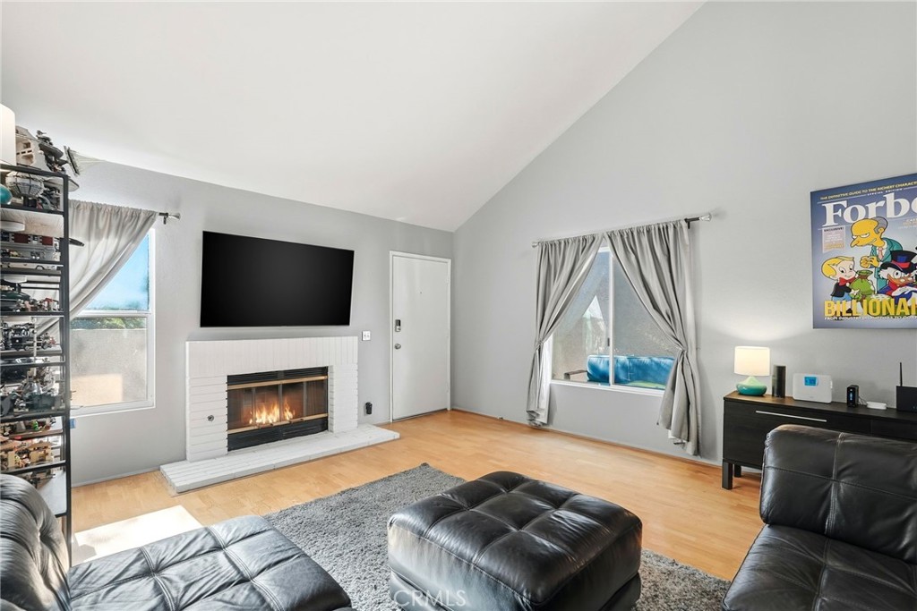 MLS #SR25267705 image #8