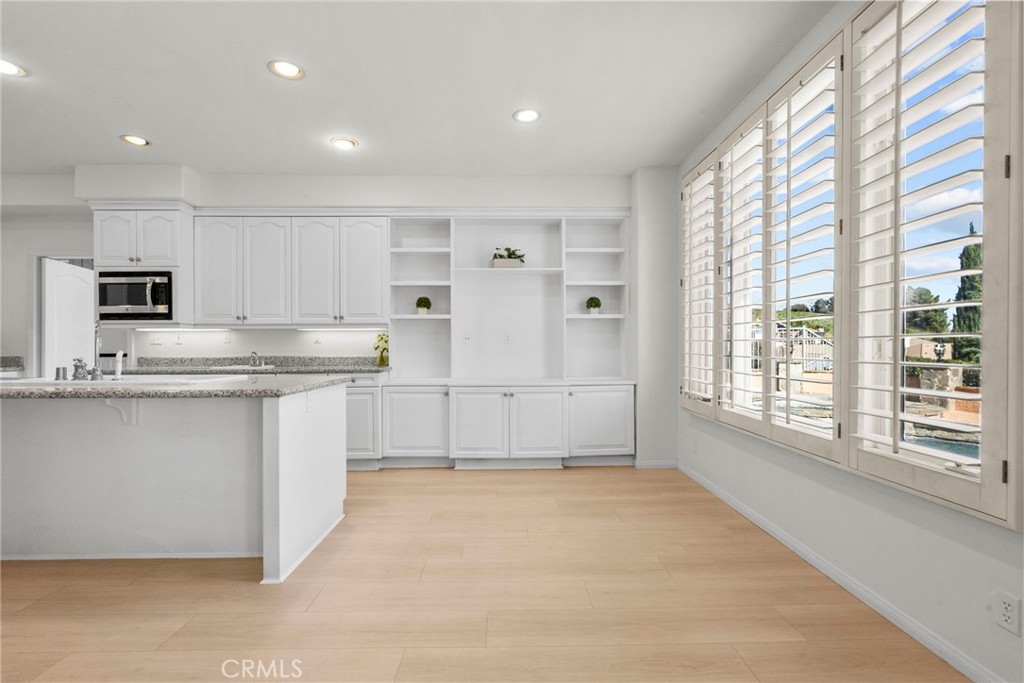 MLS #SR25267780 image #16