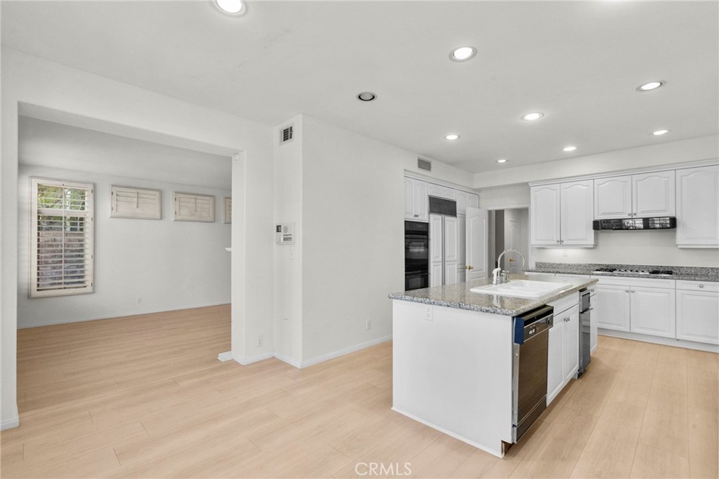 MLS #SR25267780 image #18